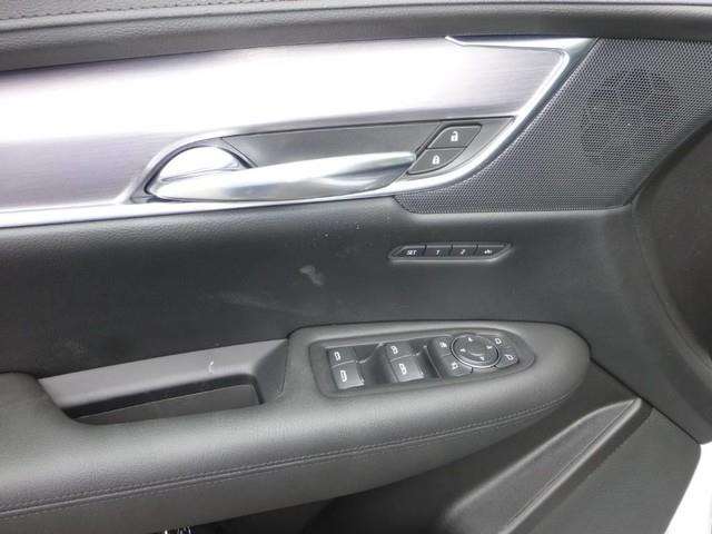 2017 Cadillac XT5 Premium Luxury 4dr SUV